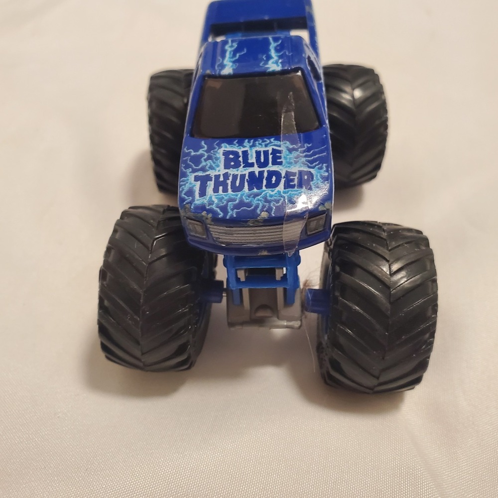 Spin Master 2024 Monster Jam Series 7 Blue Thunder 1:64th
